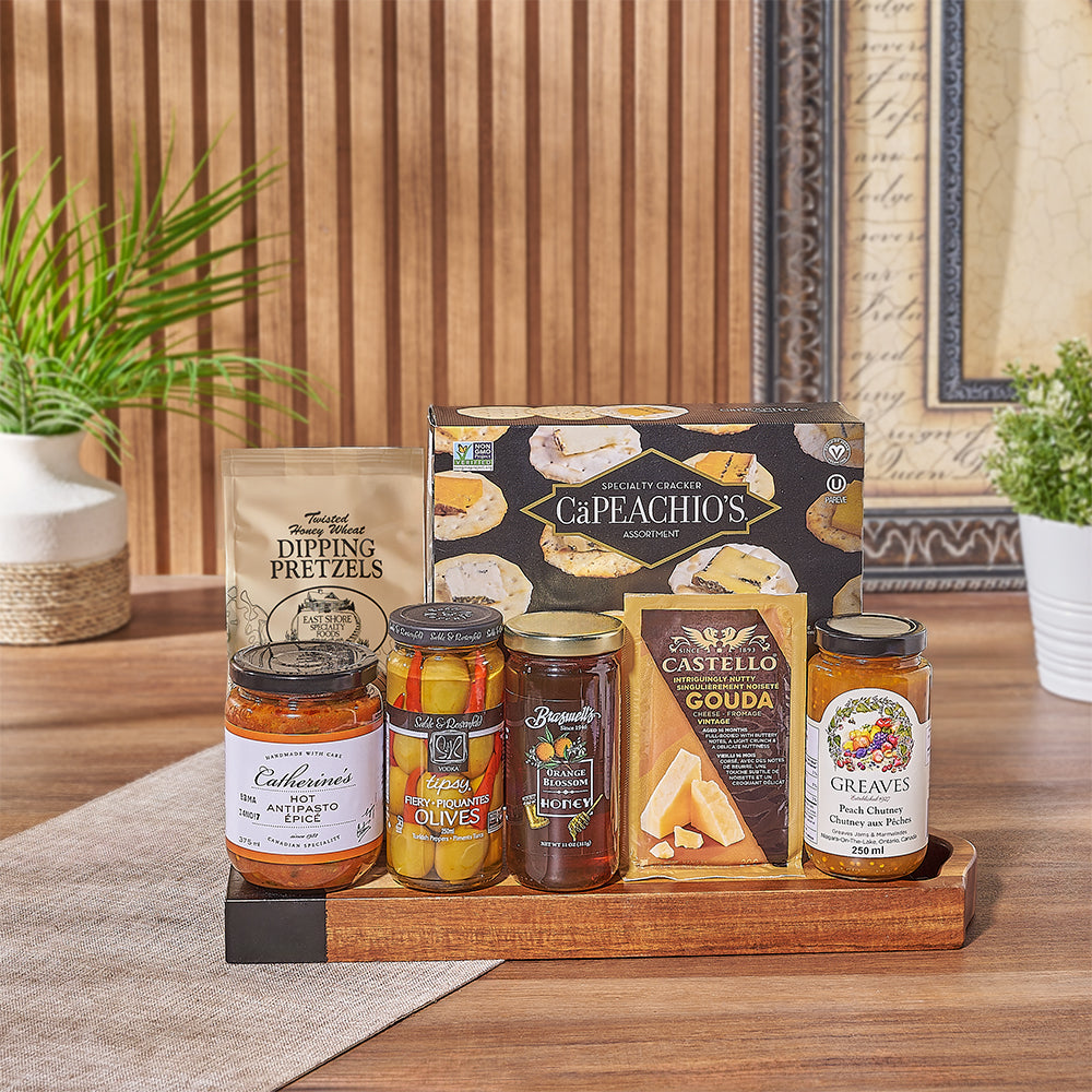 Appetizer Gift Set with Acacia Board – how the gift is presented
