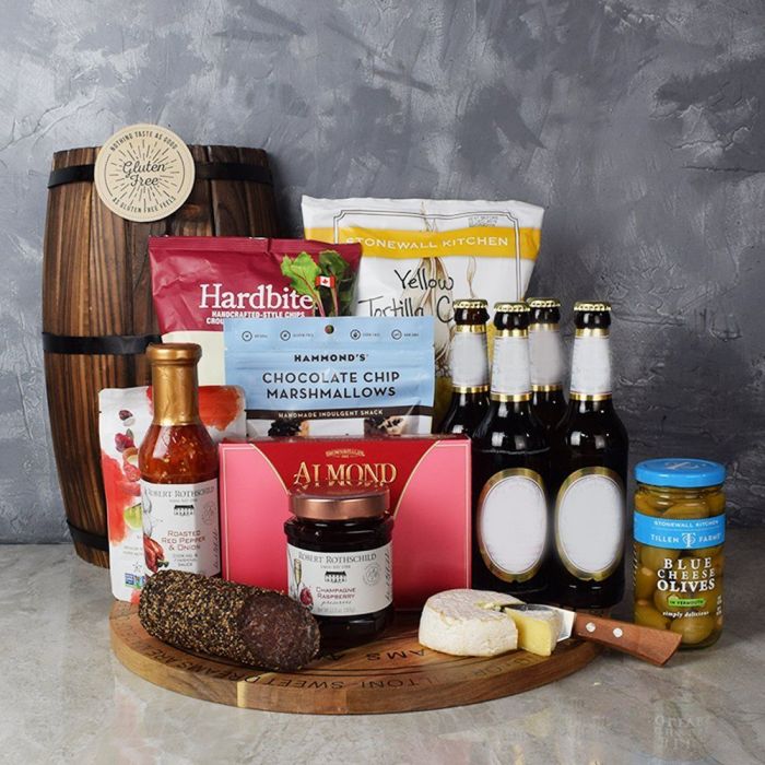 Beer and Soft-Ripened Cheese Gift Basket – how the gift is presented