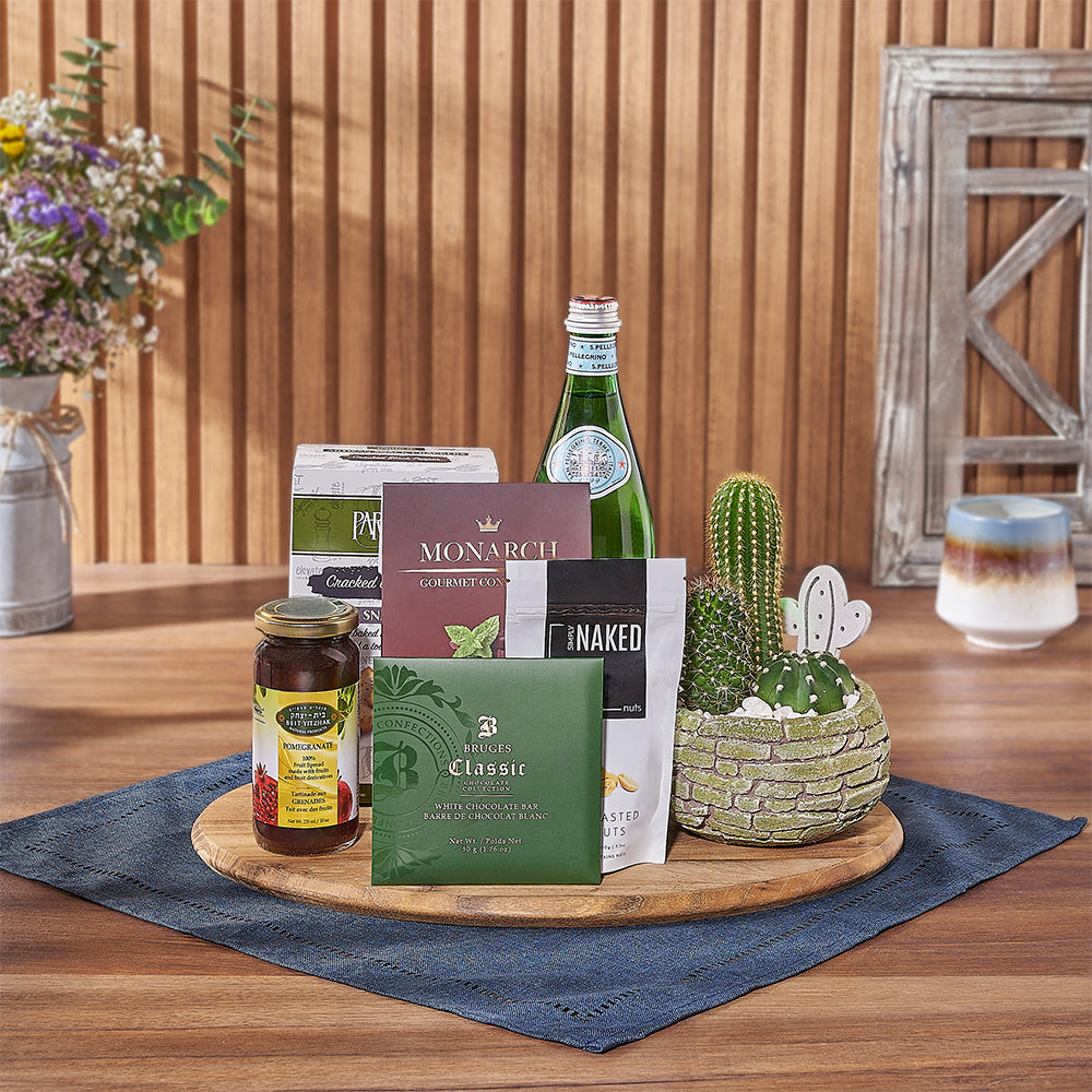 Pomegranate Spread and White Chocolate Basket – how the gift is presented