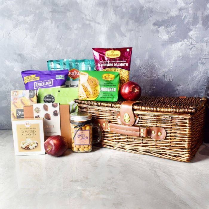 Diwali Traditional Snack Basket – how the gift is presented