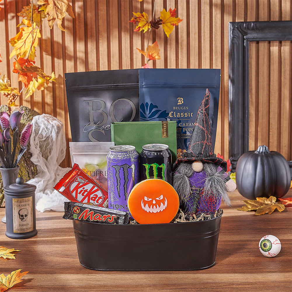 Deluxe Halloween Snack Assortment Gift Basket – how the gift is presented