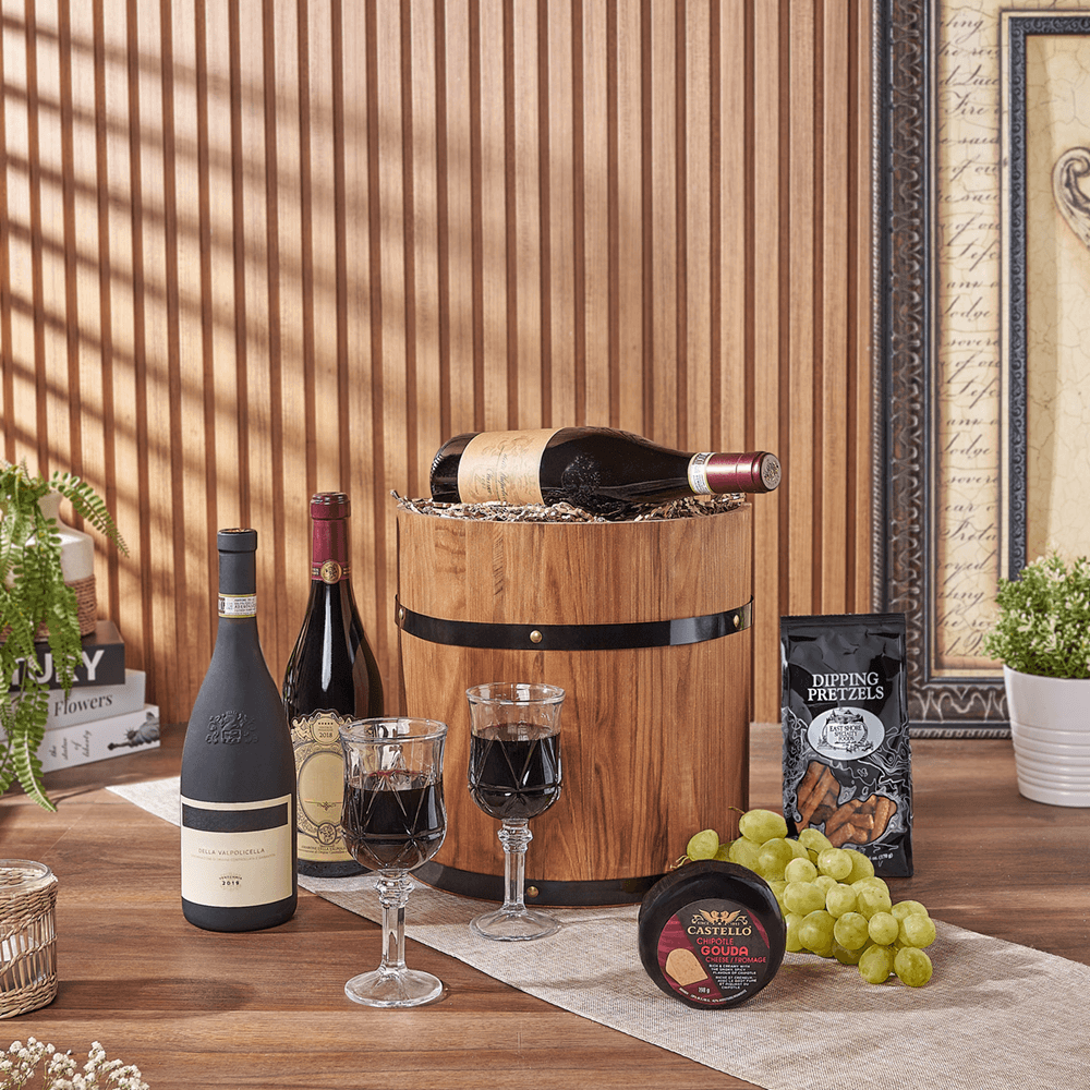 Rustic Wine Gift Barrel – how the gift is presented