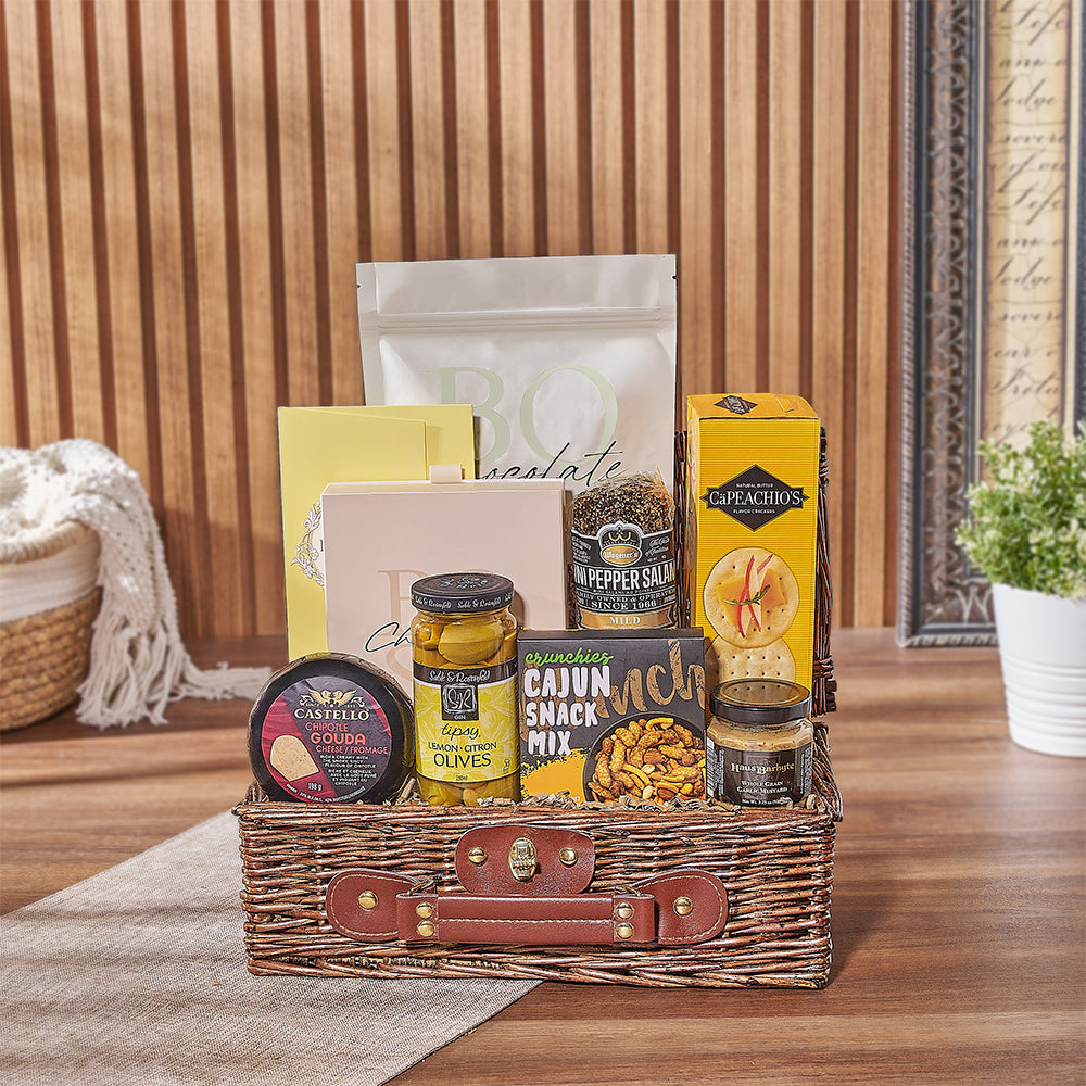 Gourmet Snack Selection Gift Basket – gift basket with boss caramel & milk chocolate pecan popcorn, capeachio's natural butter flavour cracker
