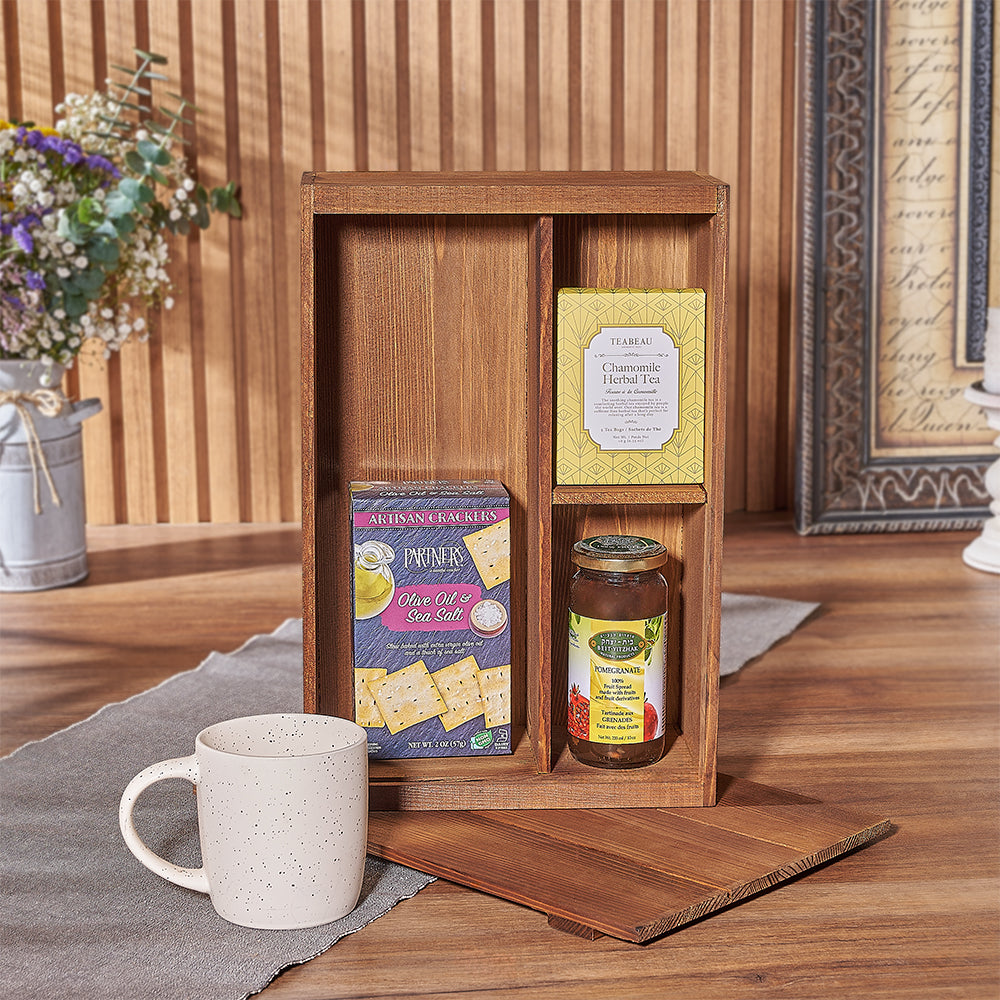 Pomegranate Spread and Olive Oil Box – how the gift is presented