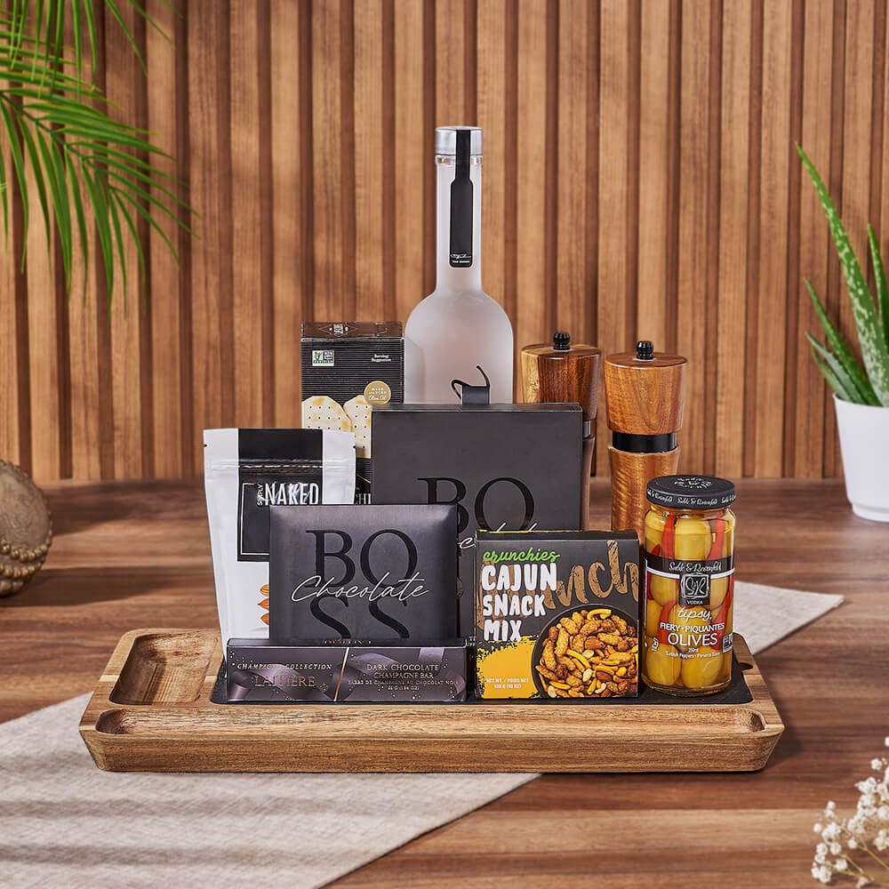 Vodka with Chocolate and Crackers Basket – how the gift is presented