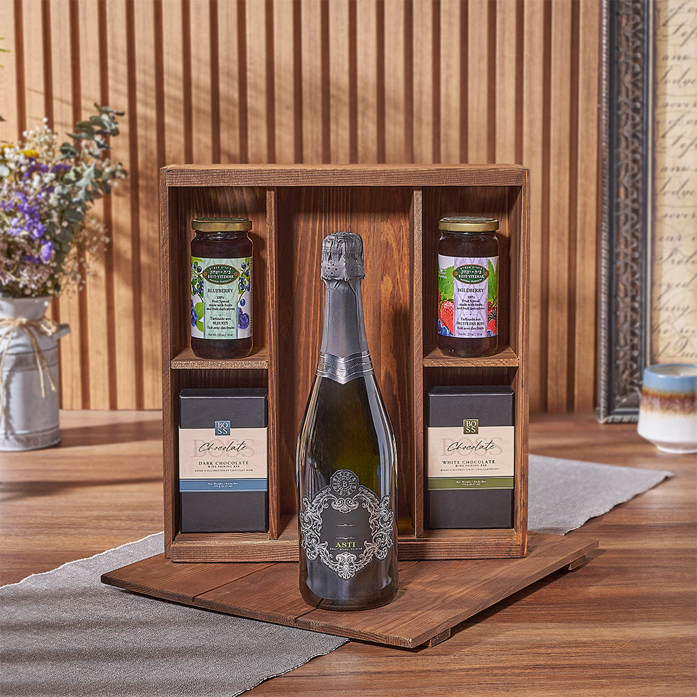 Kosher Champagne &amp; Sweet Gift Box from Maine Baskets - Champagne Gift Set - Maine Delivery