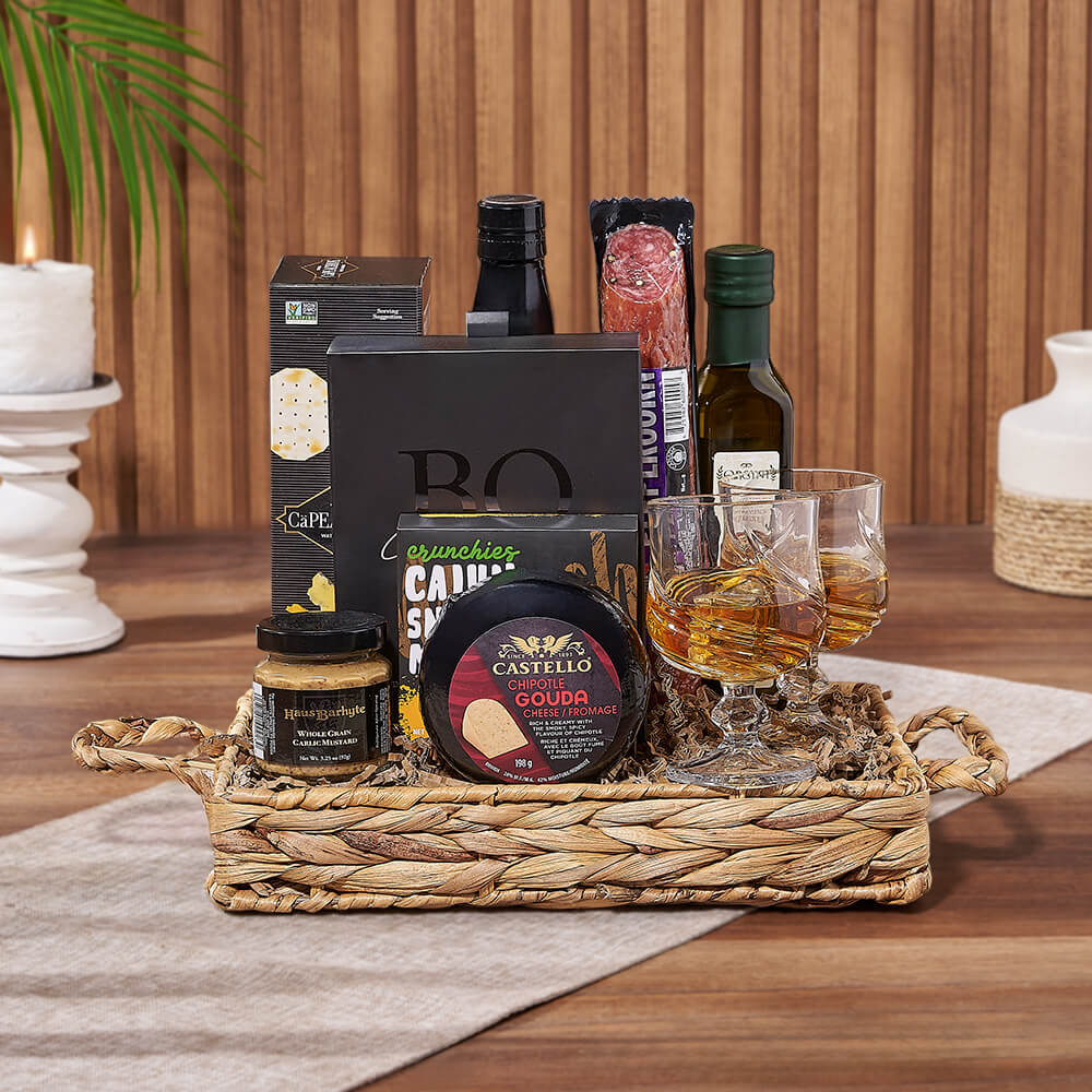 BOSS Gourmet Liquor Gift Crate with Artisanal Snacks – how the gift is presented