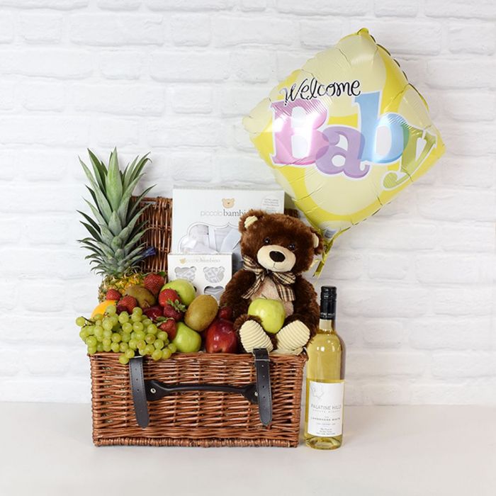 Wine and New Baby Gift Basket – how the gift is presented