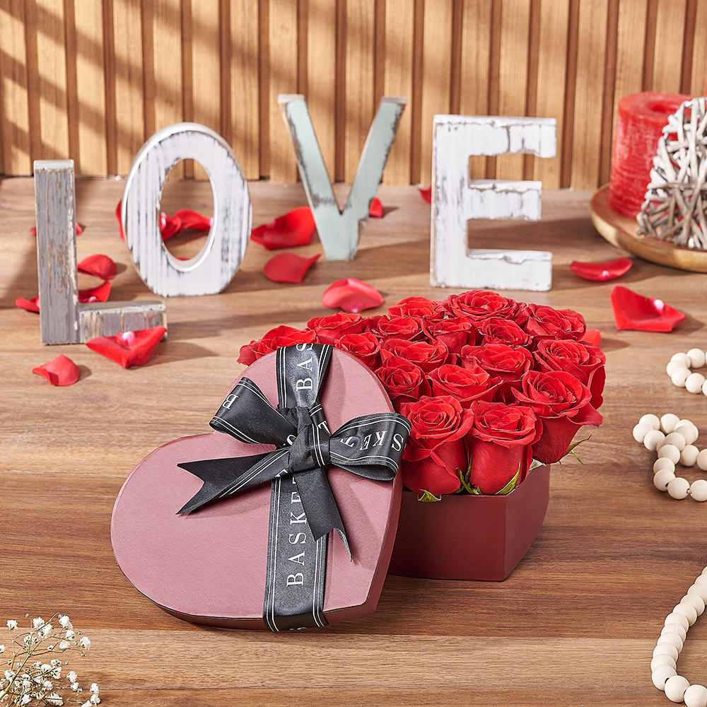 Romantic Gourmet Heart-Shaped Hat Box of Red Roses Gift – how the gift is presented